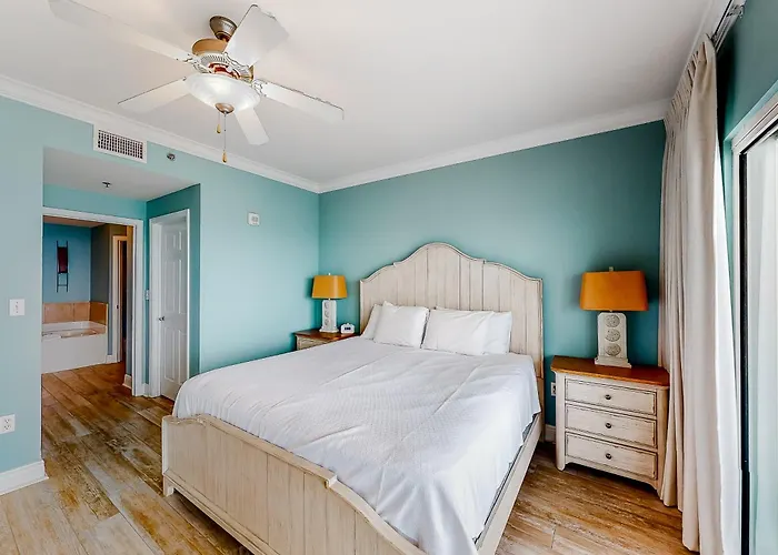 Apartment Crystal Shores West Ph1403