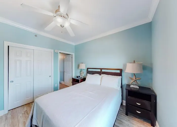 Holiday home Crystal Shores West Ph1403 *